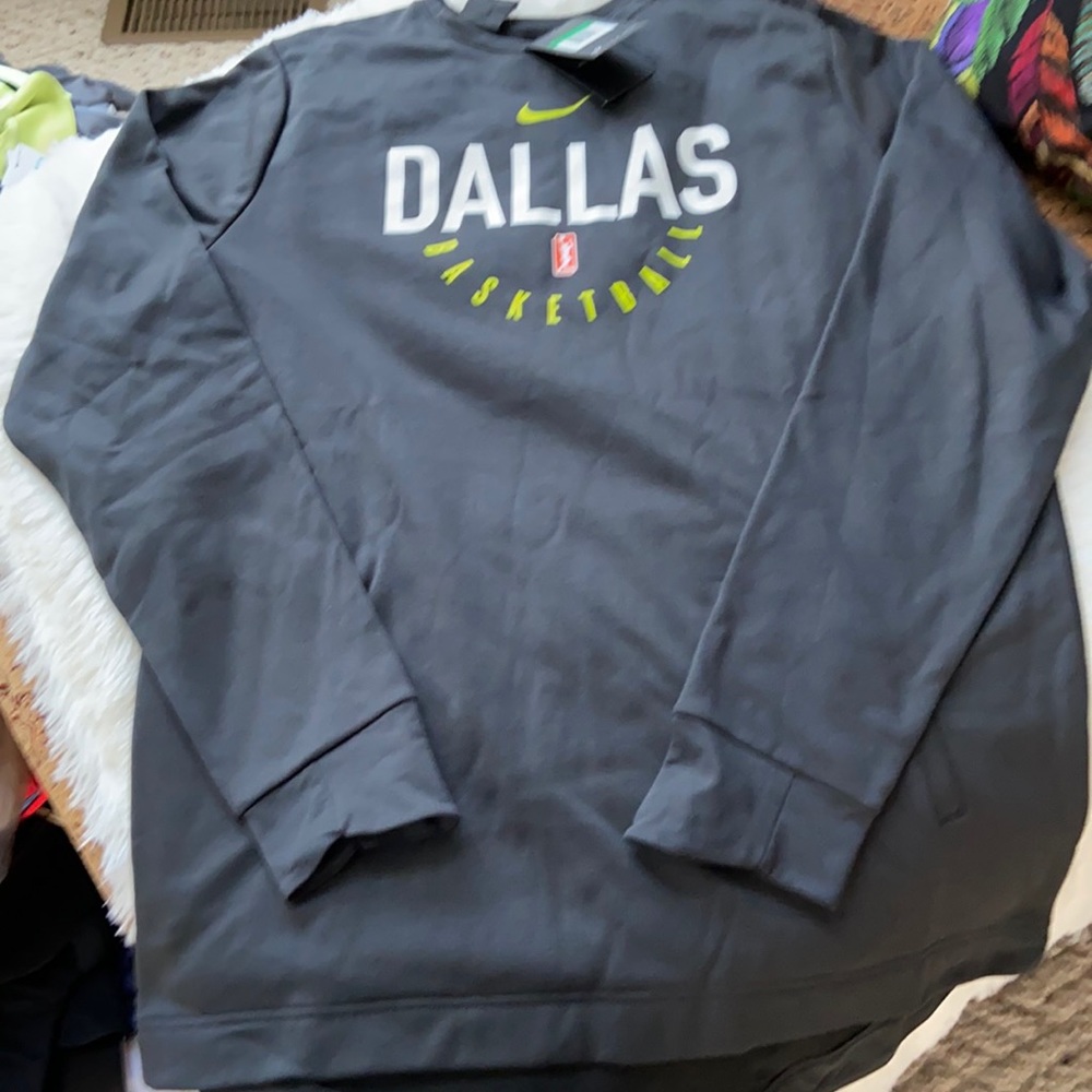 Nike sweatshirt